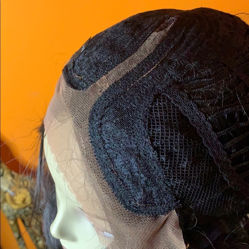 Lace front Wig - Picture 4 of 4